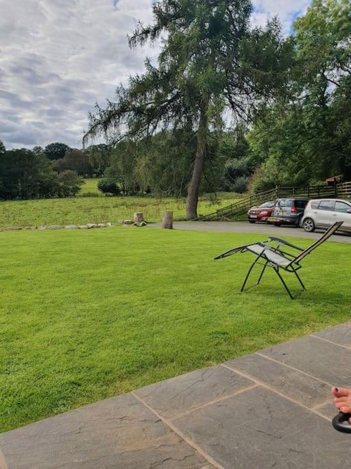3 Bedroom Barn Conversion With Hot Tub-Garden View - Ty Cerrig Barn คอร์เวน ภายนอก รูปภาพ
